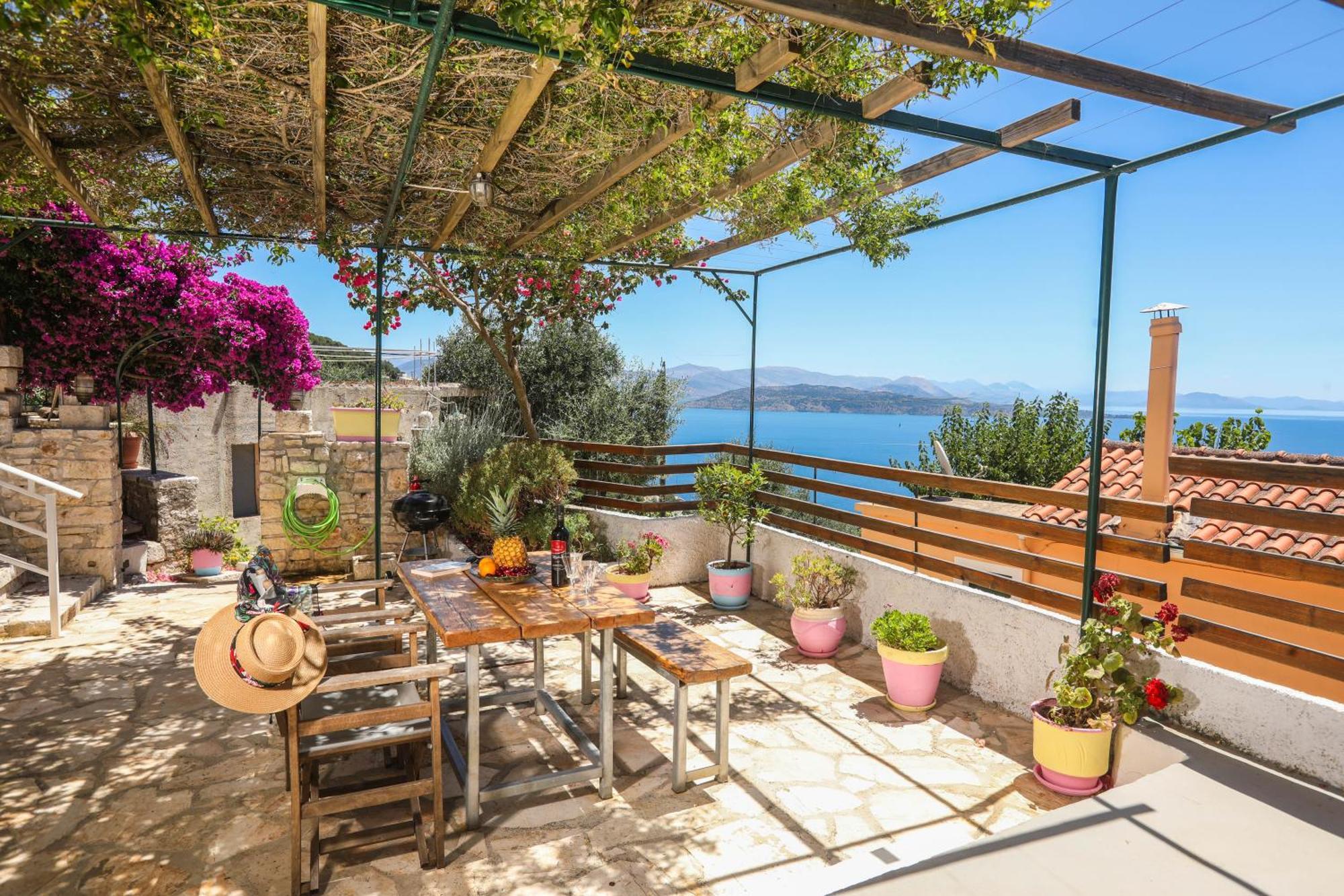 Апартаменты Joannas Sea-View Stone House Katavolos Экстерьер фото